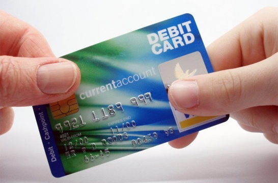 ¿Qué tipo de tarjeta es Klar débito o credito?
