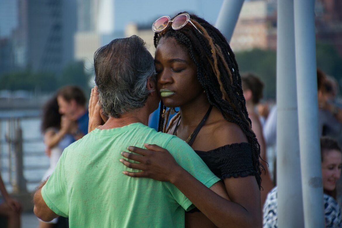 valencia-convoca-oposiciones-con-1-274-plazas-para-la-administracion-de-la-generalitat-scaled-2218538